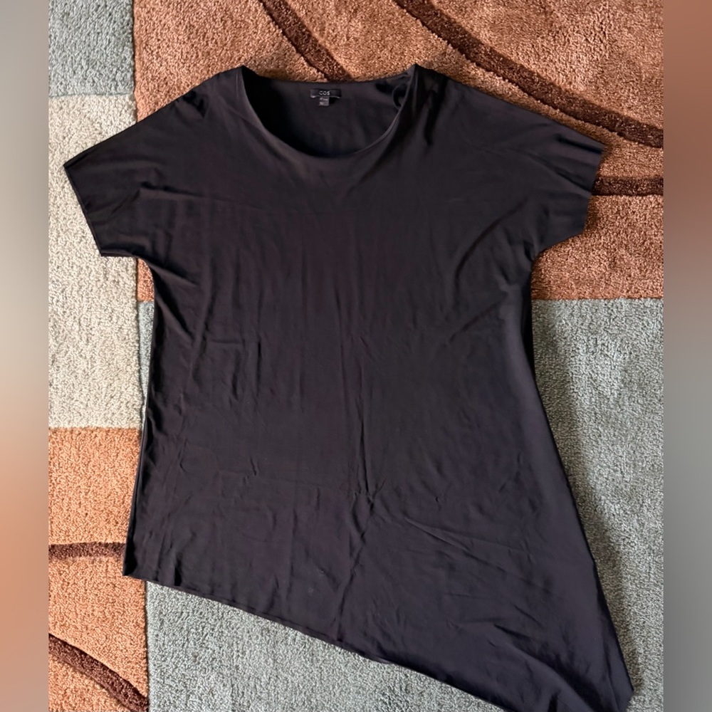 COS Asymmetric Hem Black Women's Top